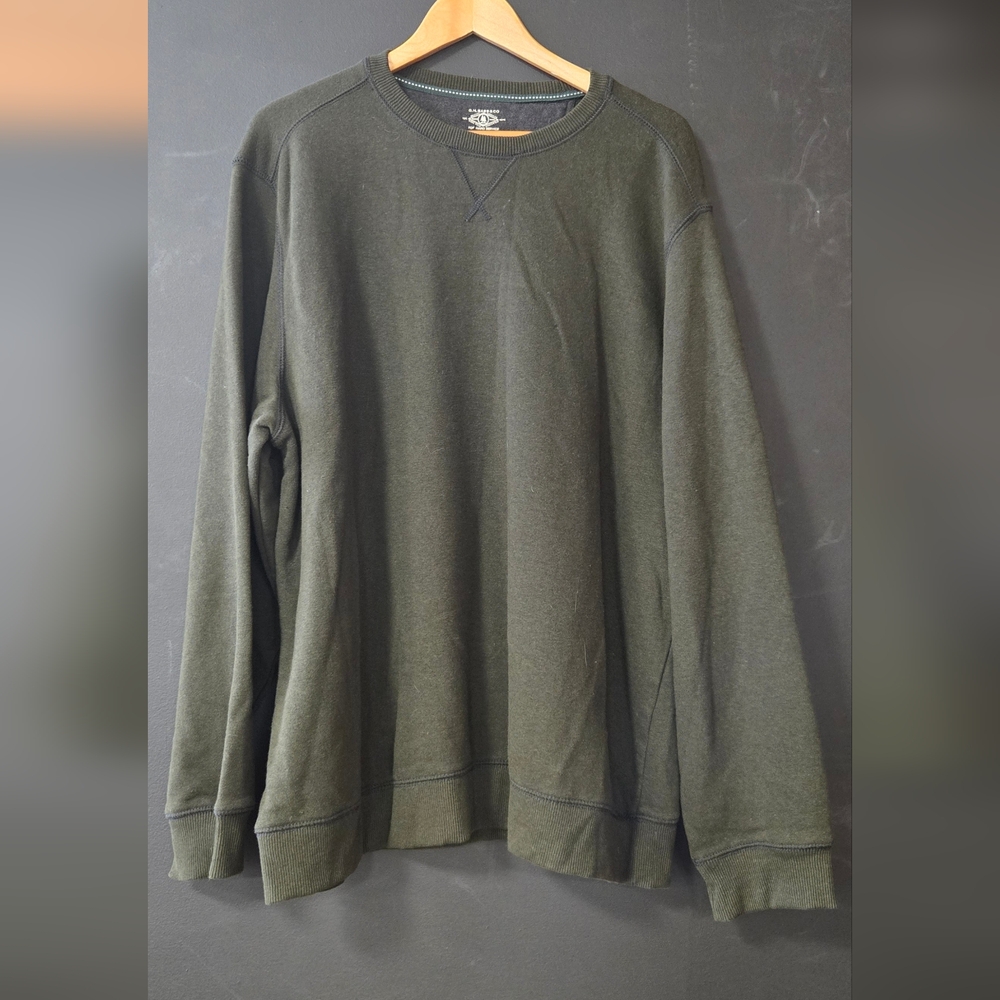 G.H. Bass & Co. Olive Green Men's Sweater